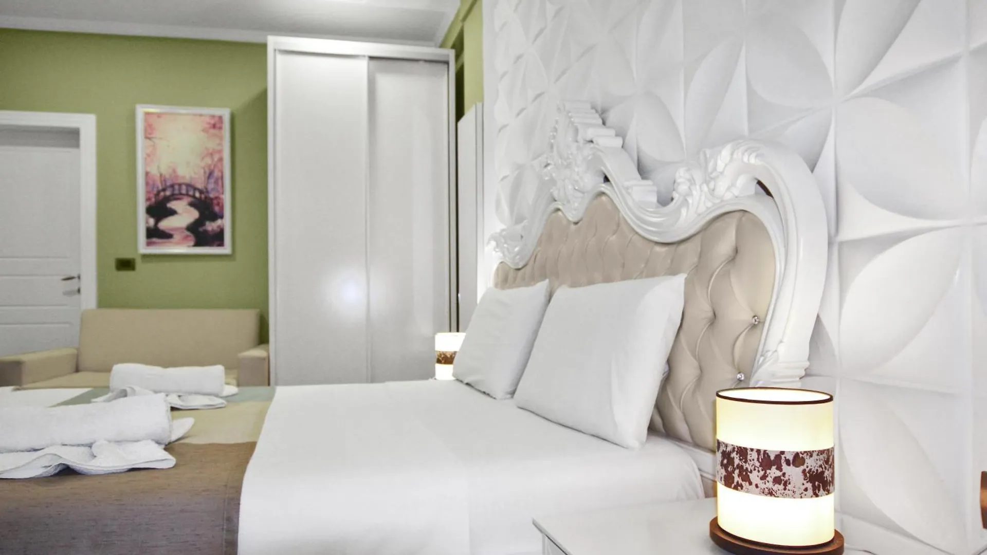 Rezidence Tredi City Center Tirana Hotel
